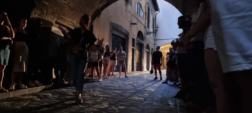 Florence: Dark Mysteries and Legends Guided Walking Tour - The guides: humour, pacing, and why it matters