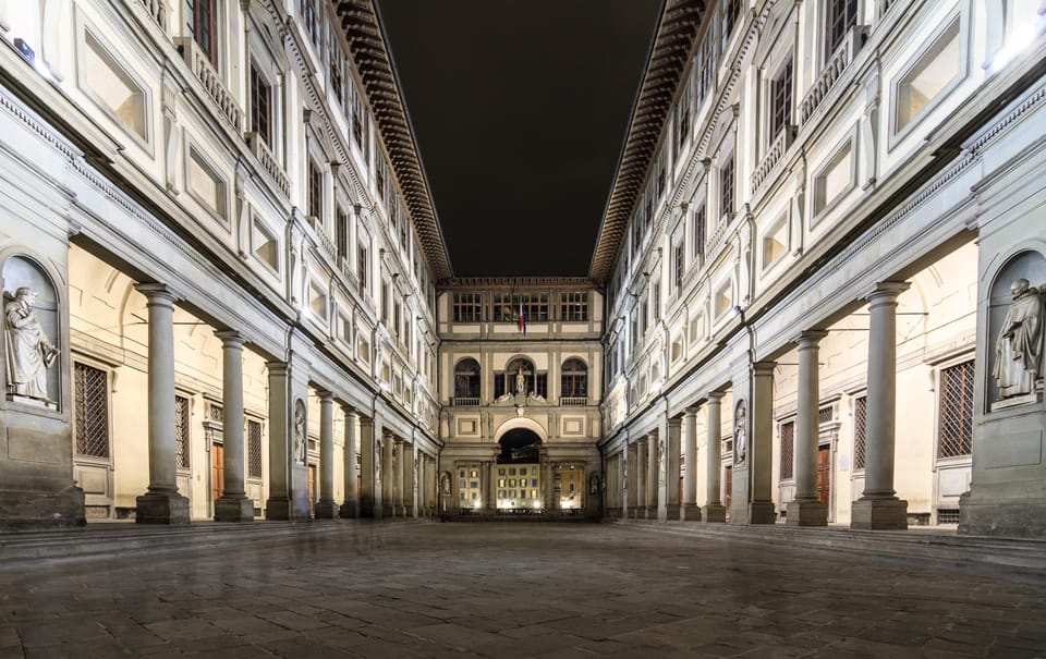 Florence: Dark Secrets & Scandals Evening Walking Tour - Ponte Vecchio at Night: Scandal Lives on the Bridge