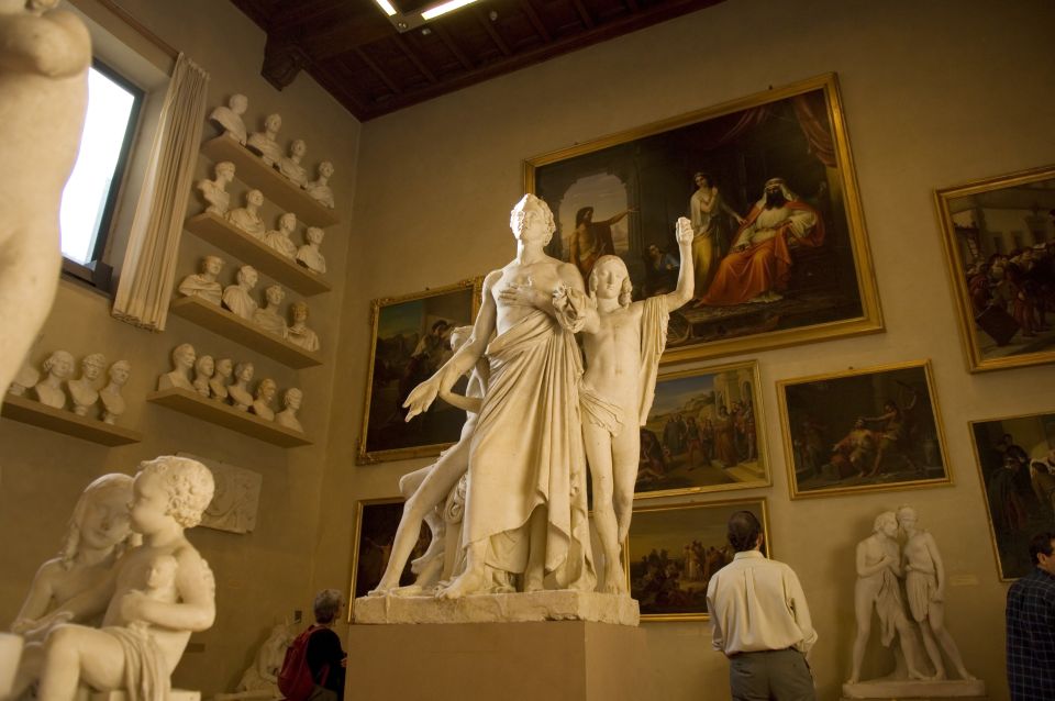 Florence: David's Accademia Gallery Guided Tour - Accademia in 1 hour: a focused hit of Gothic to Renaissance