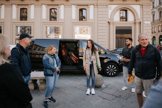 Florence Day Trip: Chianti Wine Tasting, Siena, San Gimignano - San Gimignano’s UNESCO Streets: Your 90 Minutes of Freedom