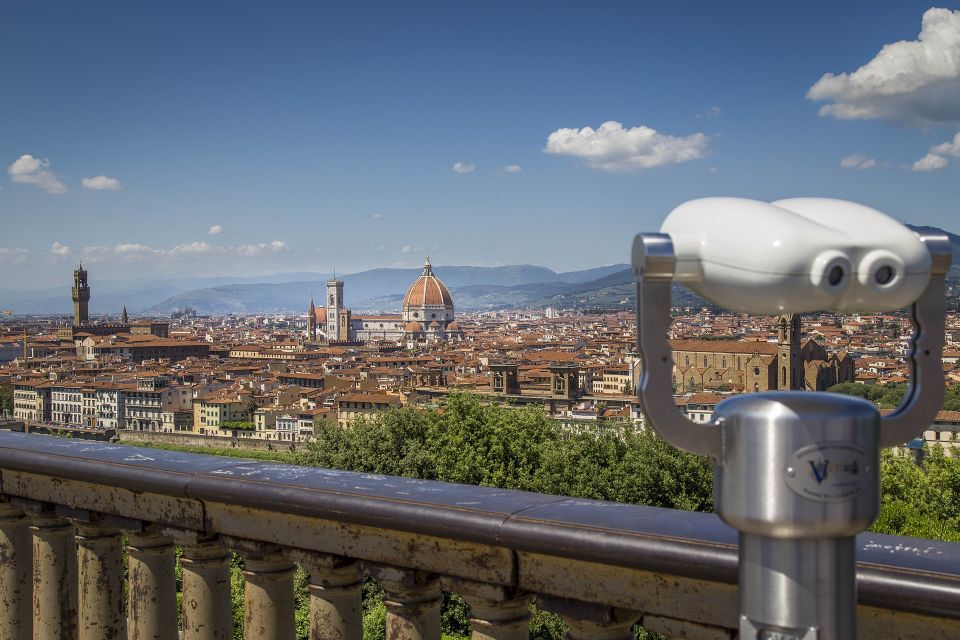 Florence: Eco-Friendly Panoramic Tour in Electric Golf Cart - Duomo Square and Santa Maria del Fiore: start strong, then make it make sense