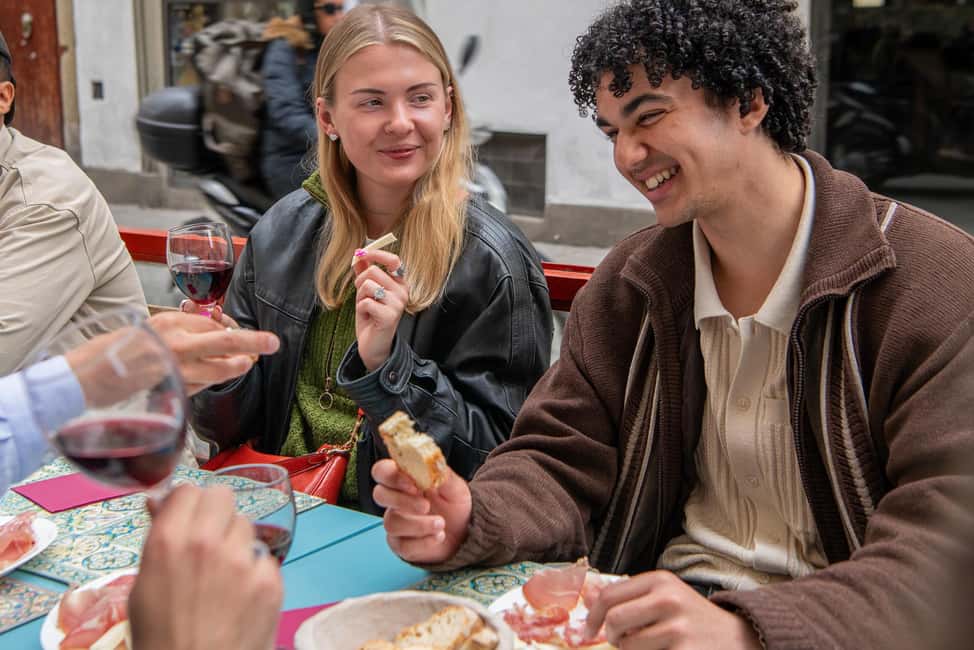Florence: Flavours of Tuscany Food Tour - Piazza della Passera: why the meeting point matters