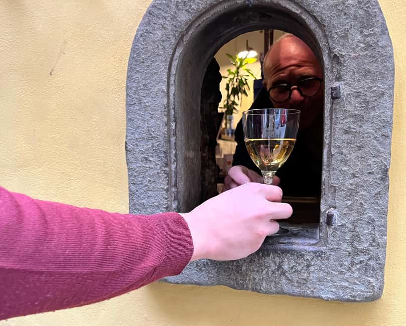 Florence: Food Walking Tour with Local Steak and Tuscan Wine - The wine window and Via dei Neri: the aperitivo lesson you’ll actually use