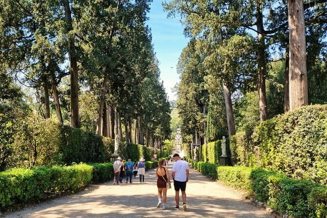 Florence Food & Wine Tour: Tuscan Tastings with Local Guide - How much food you’ll get (and how the pace feels)