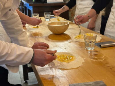 Florence: Handmade Ravioli & Pasta Class with Unlimited Wine - Meeting at Rosso Crudo: what to expect before the first sip