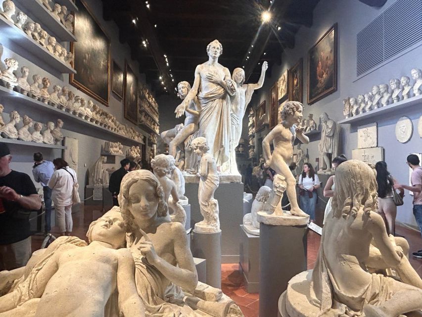 Florence: Michelangelo's David Entrance Ticket and Audio App - Painting Galleries: Medieval to Renaissance in One Logical Sweep