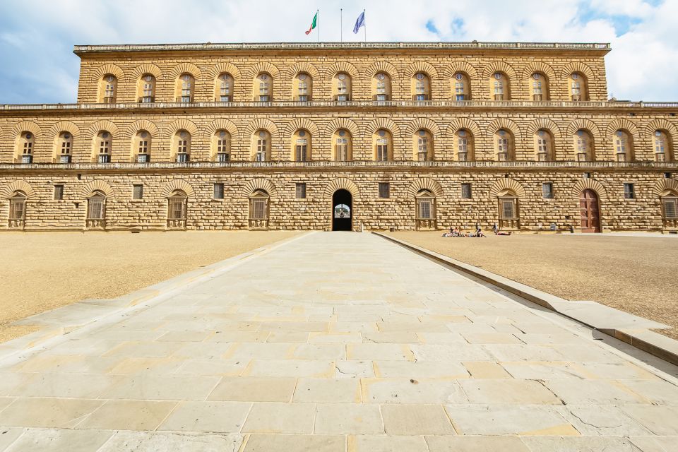 Florence: Old Town Golf Cart Excursion - What to bring (and what you should not bring)