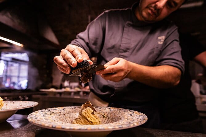 Florence Oltrarno Neighborhood Food & Wine Dine Around - Stop 2 at BABAE: Prosecco in a Florence mood