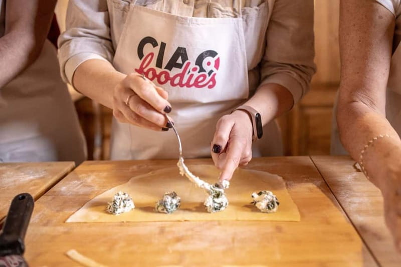 Florence: Pasta & Tiramisu Class with Unlimited Wine - Inside the Tuscan Trattoria Kitchen: The Setup