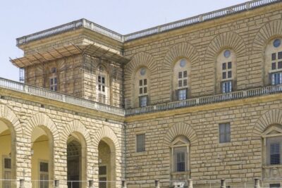 Florence: Pitti Palace Entry Ticket and Guided Walking Tour - Meeting the Group and Skipping the Line at Palazzo Pitti