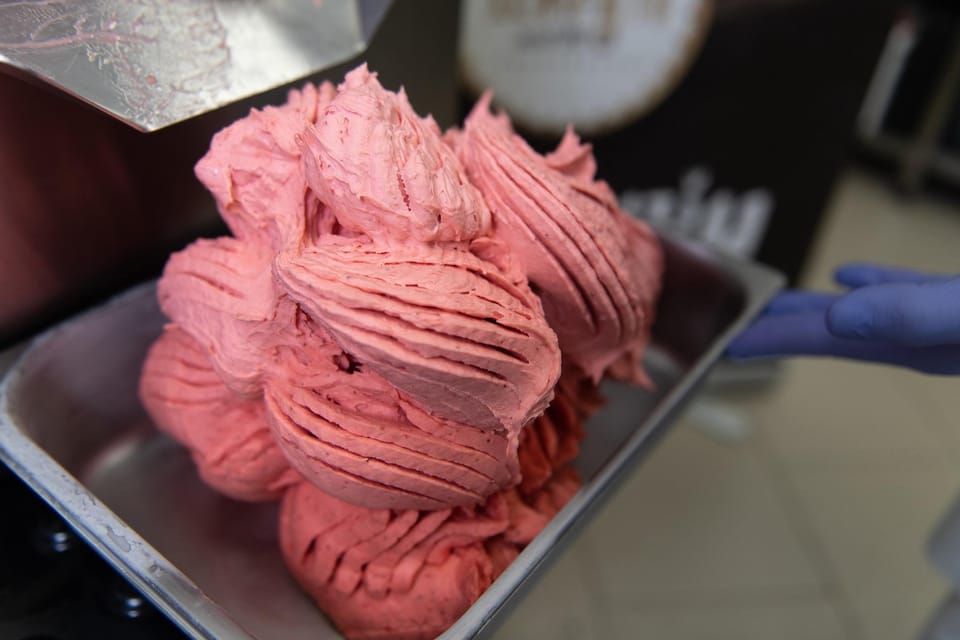 Florence: Pizza and Gelato Experience with Unlimited Wine - Quick Booking Checklist (So Your Pizza Turns Out Better Than Mine)