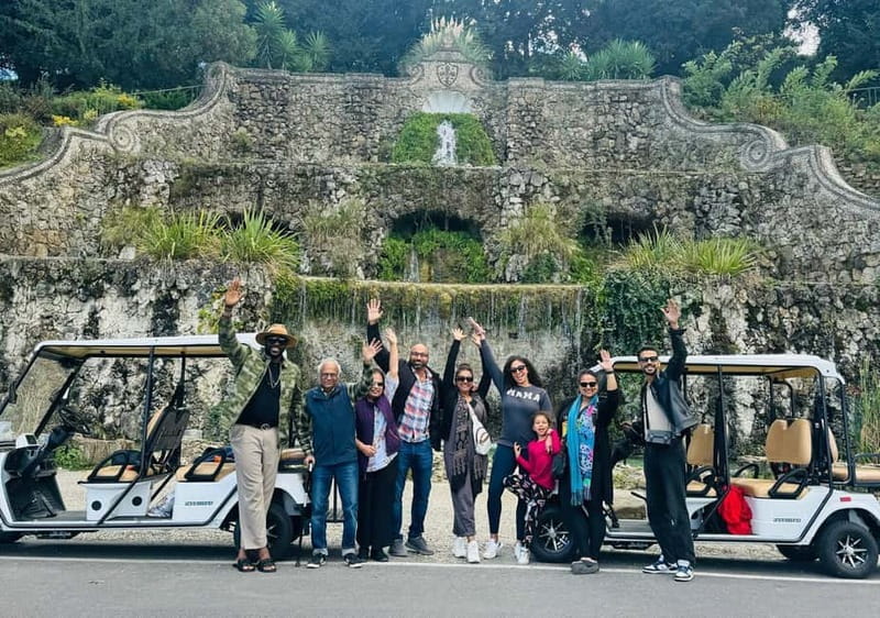 Florence: Private Electric Mini Car Tour with Local Guide - How the private electric mini-car tour works in Florence