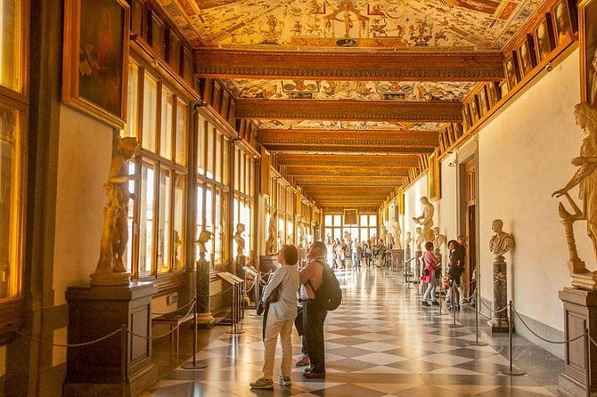 Florence Private Tour: Renaissance, Famous Families & Hidden Gems - Palazzo Pitti: Medici power you can still feel outside