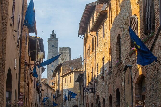 Florence: Siena & San Gimignano with Dinner in a Boutique Winery - Optional Pisa upgrade: seeing Piazza dei Miracoli with smart ticket planning