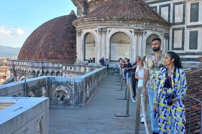 Florence Skip-the-Line Duomo Tour with Guide & Brunelleschi Dome - Getting oriented: Via dei Cimatori meeting point and the smooth start