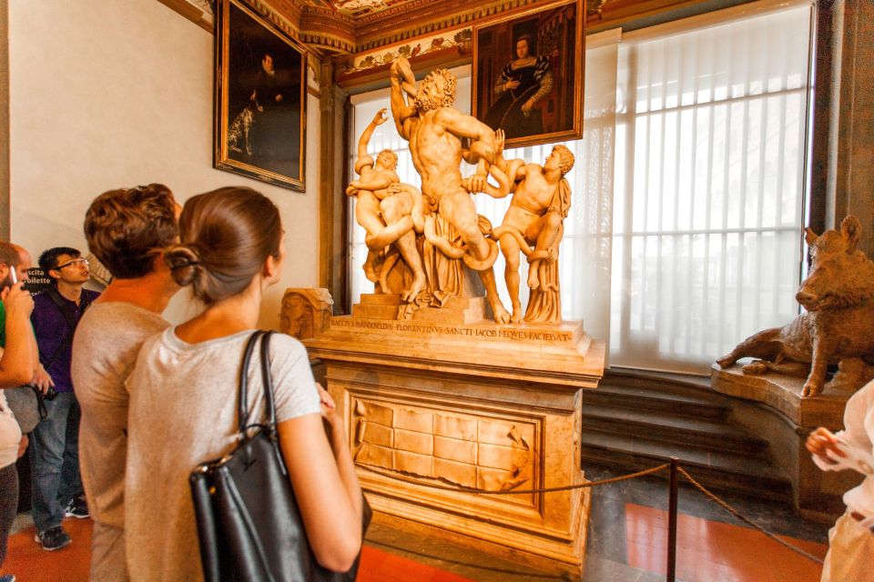 Florence: Skip-the-Line Uffizi Gallery Small Group Tour - Botticelli’s Birth of Venus and Primavera: how the tour frames them