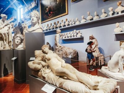 Florence: Timed Entry Ticket to Michelangelo's David & eBook - First Stop: Michelangelo’s David and the Chisel-Marked Main Hall
