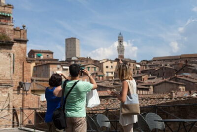 Florence: Tuscany Grand Tour-Siena, San Gimignano, Chianti & Pisa - Siena on Foot: contrade, Piazza del Campo, and Duomo moments