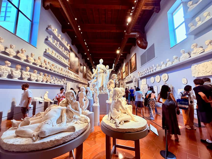 Florence: Uffizi & Accademia Small Group Walking Tour - Accademia timing and Michelangelo’s David: the tour’s real payoff