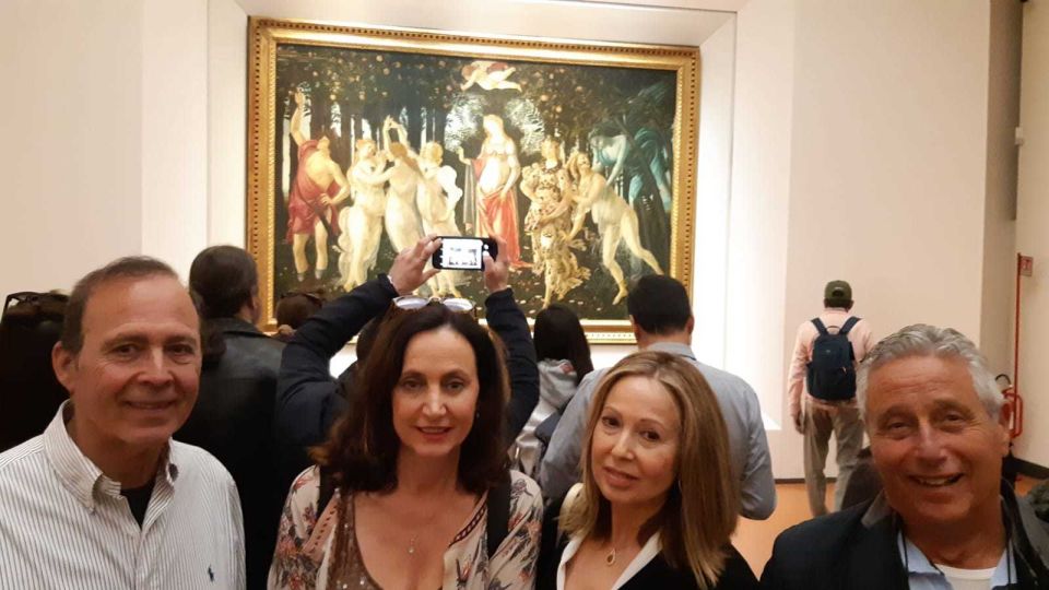 Florence: Uffizi Gallery and Accademia Gallery Guided Tour - The licensed guide + headsets combo (this is the real upgrade)
