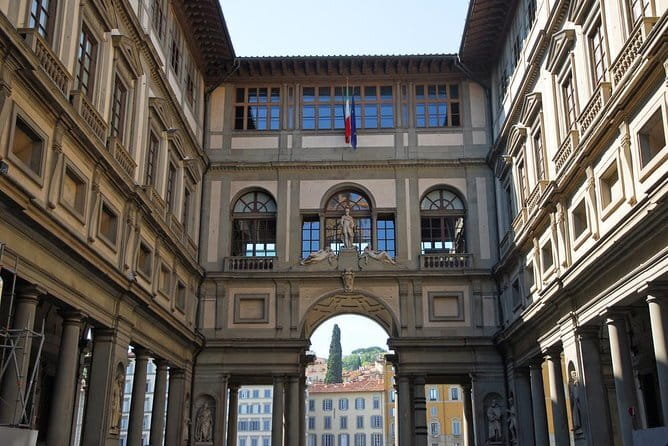 Florence Uffizi Gallery monolingual Small Group Tour - Uffizi in a small group: what the 1.5 hours really covers