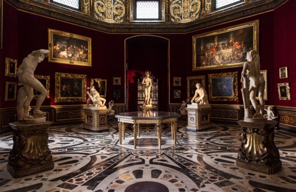 Florence: Uffizi Gallery Priority Entrance and Tour - Meeting at the Uffizi by Piazza della Signoria: Don’t Overthink It