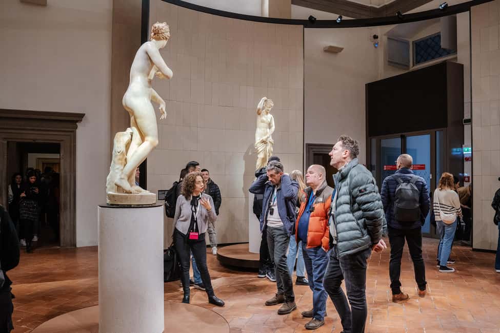 Florence: Uffizi Gallery Skip-the-Line Guided Tour - Why the Uffizi needs a guide (and a fast pass)