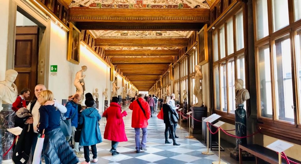 Florence: Uffizi Gallery Small-Group Guided Tour with Ticket - Botticelli, Leonardo, Michelangelo: the masterpieces you’ll actually remember
