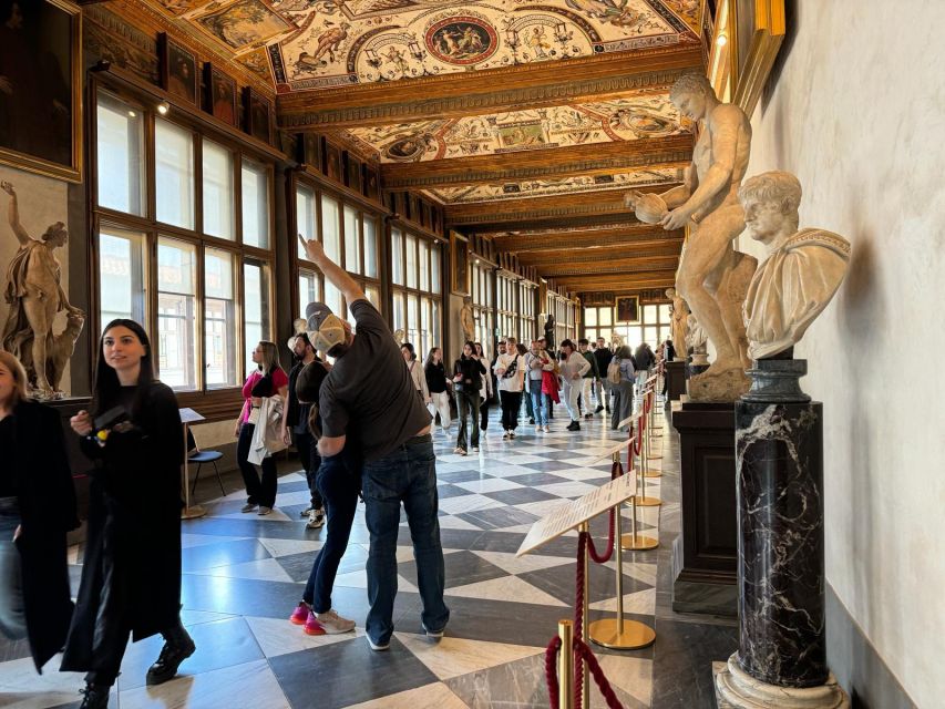 Florence: Uffizi Gallery Timed-Entry Ticket with Escort - Pop Guide audio app: how to avoid the most common stress