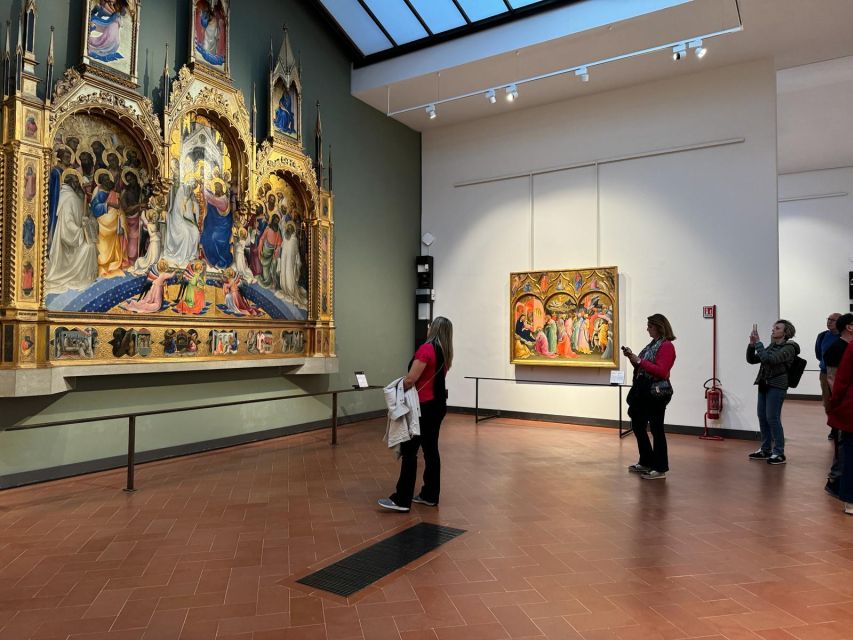 Florence: Uffizi Gallery Timed-Entry Ticket with Escort - What the “escort” does (and what it does not)