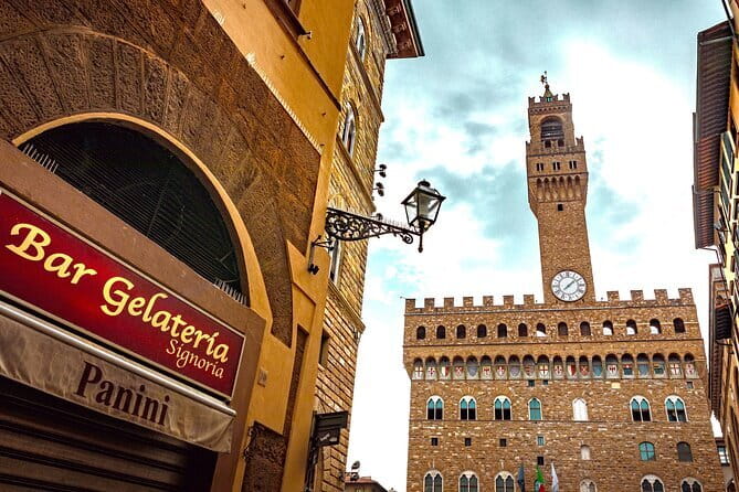 Florence Walking Tour - Signoria Square and the Uffizi External View: Art Meets Politics
