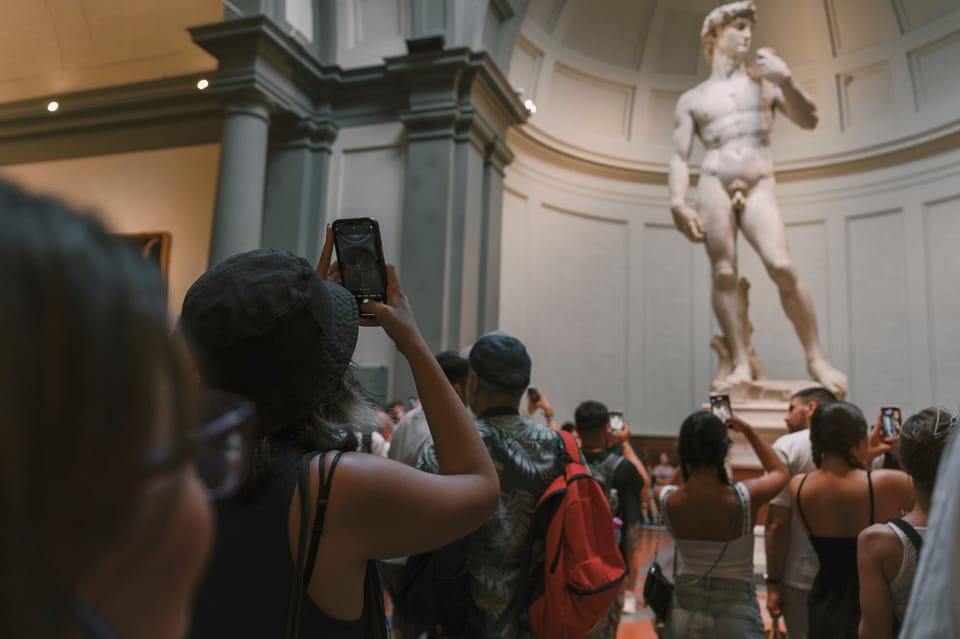Florence: Walking Tour with David, Duomo & Uffizi Gallery - Palazzo Medici Riccardi to Mercato del Porcellino: Medici Power to Street-Level Florence