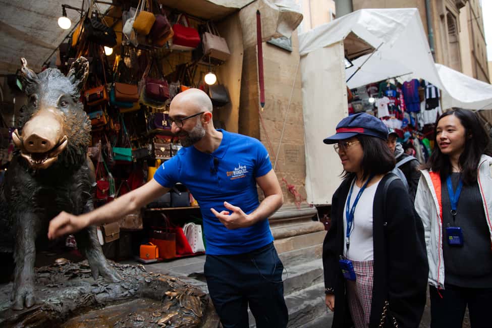 Florence: Walking Tour with Skip-the-Line Accademia Gallery - Piazza della Signoria and Palazzo Vecchio: civic power in public