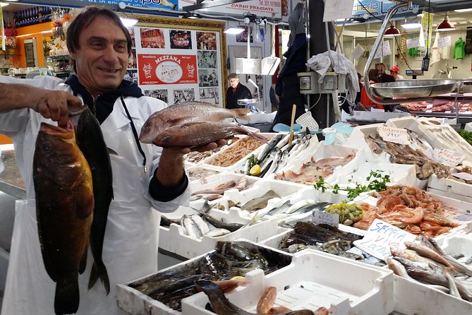 Food Tasty and History Tour in Civitavecchia - Stop 5: Corso Centocelle, the underground walls, and the final tasting finish
