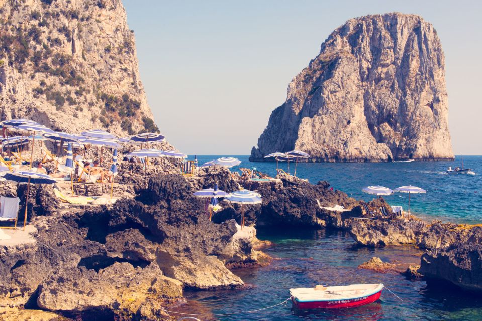From Amalfi: Li Galli Islands and Capri Full-Day Boat Tour - Where It Starts: Amalfi’s Piazza Flavio Gioia at 9:30