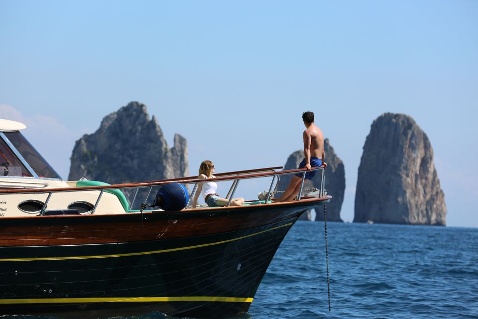 From Amalfi: Li Galli Islands and Capri Full-Day Boat Tour - Punta Campanella Marine Protected Area: Your First Swim Moment