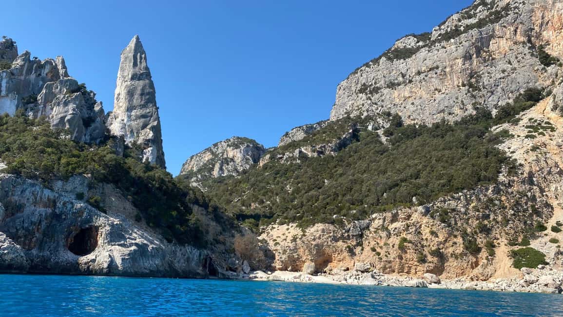 From Arbatax: RIB tour to Cala Mariolu and Cala Goloritzè - Northbound highlights: Pedra Longa, Baus beach, Grotta dei Colombi