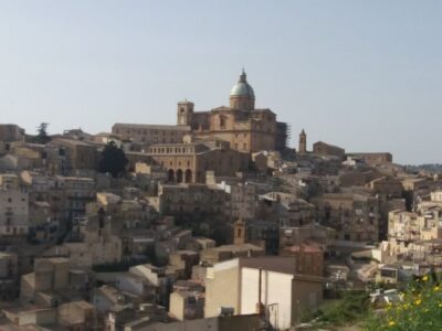 From Catania: Agrigento and Piazza Armerina Full-Day Trip - Agrigento and the Valley of the Temples: what fits in 2 hours