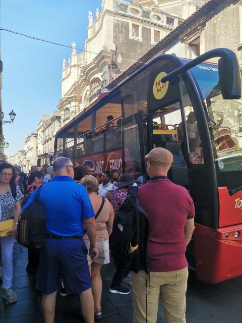 From Catania: Etna tour by Panoramic Bus - Nicolosi in 10 minutes: photos, a fast break, and traffic reality