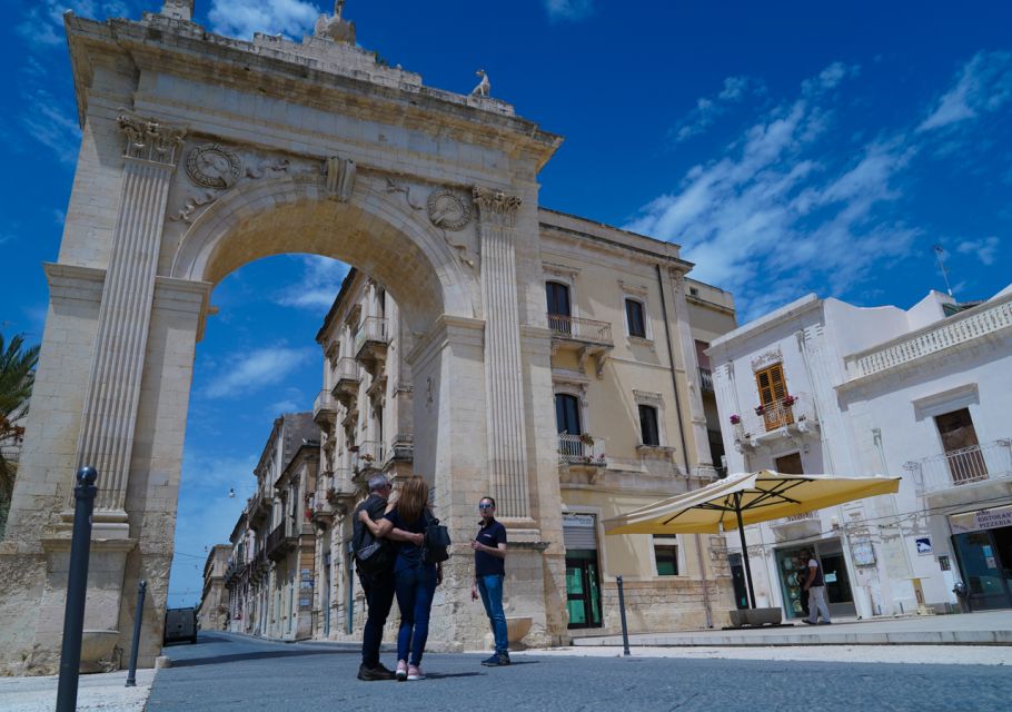 From Catania: Neapolis of Syracuse, Ortygia, and Noto Tour - Self-guided Neapolis vs guided city blocks: how to get value from both