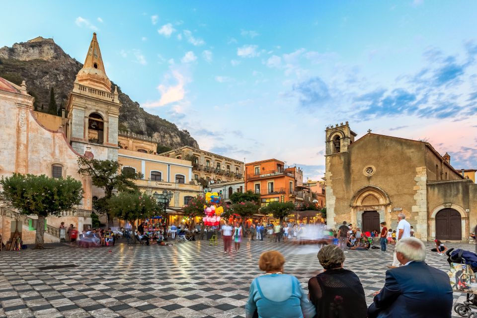 From Catania: Taormina, Isola Bella, and Castelmola Day Trip - Meeting at Duomo Square: the Red Office start