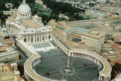 From Civitavecchia: Full-Day Panoramic Bus Tour of Rome - From Piazza dei Tribunali to Castel Sant’Angelo: the Rome skyline opener