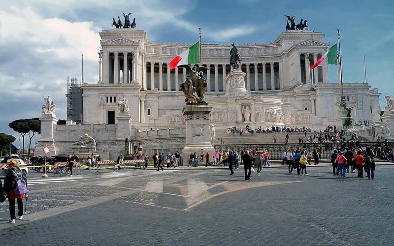 From Civitavecchia: Hop-On Hop-Off Rome Tour & Bus Transfer - Who this tour fits best (and who should look elsewhere)