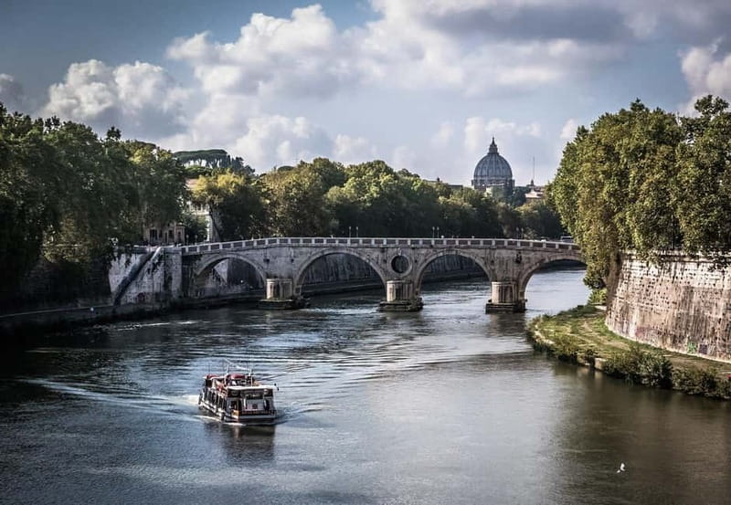 From Civitavecchia: Hop-On Hop-Off Rome Tour & Bus Transfer - What to prioritize if your Rome day feels short
