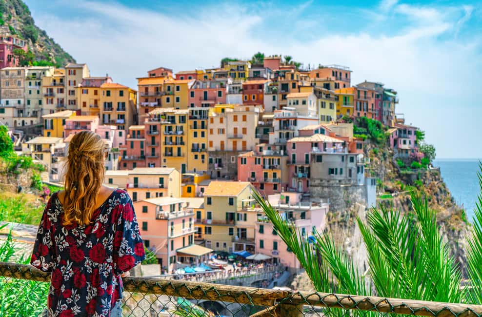 From Florence: Cinque Terre and Pisa Day Trip - Manarola in 1.5 hours: tiny harbor views and cliff-town wandering