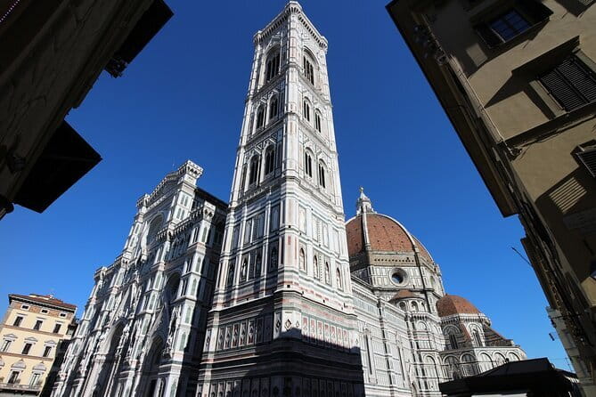 From Florence: Pisa Afternoon Tour & Leaning Tower Access - Transportation and group size: what “smooth” actually means
