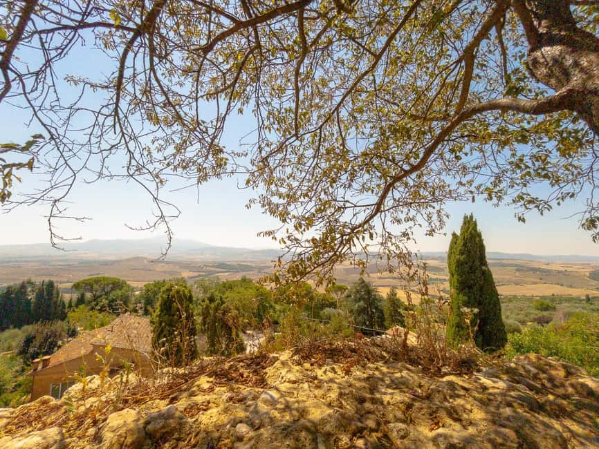 From Florence: Val D'Orcia Tour with Wine Tasting - Entering the UNESCO zone: Val d’Orcia scenery on the drive out
