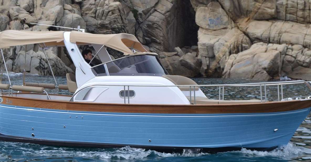 From La Spezia: Cinque Terre Boat Tour with Lunch and Drinks - Unlimited drinks plus a Ligurian lunch that actually fills you up