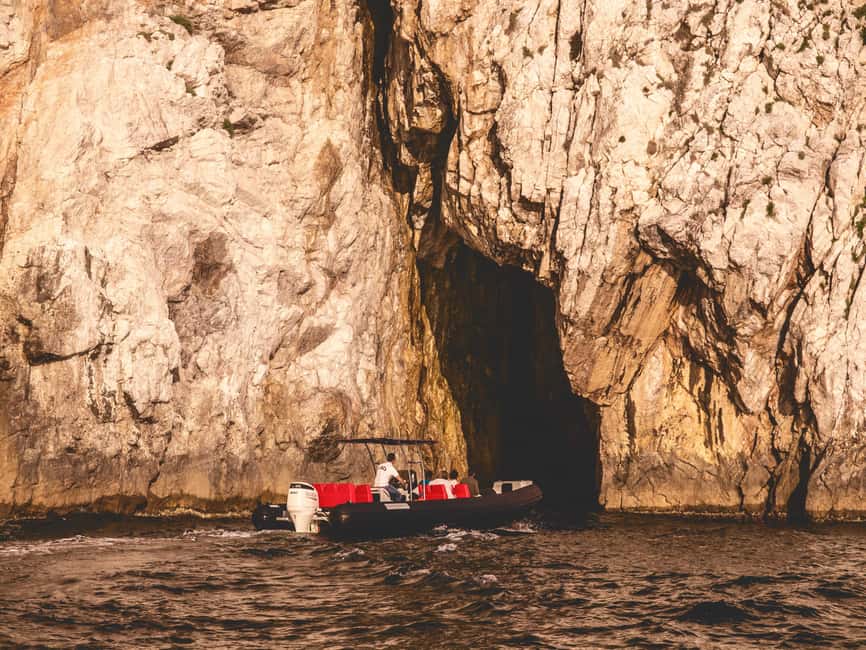 From La Spezia: Portovenere and 3 Islands Boat Trip - Cadimare, Fezzano, Le Grazie: the working-coast village pass