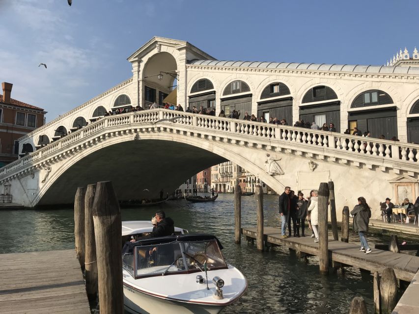 From Lake Garda: Full-Day Guided Group Tour of Venice - Timing, energy, and what to wear for an 11–14 hour Venice day